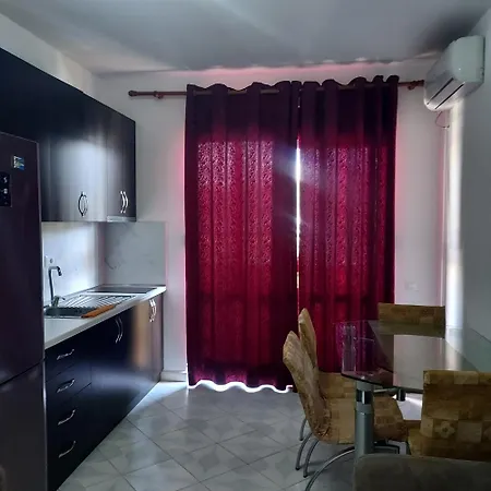 Martin Riviera Apartman *